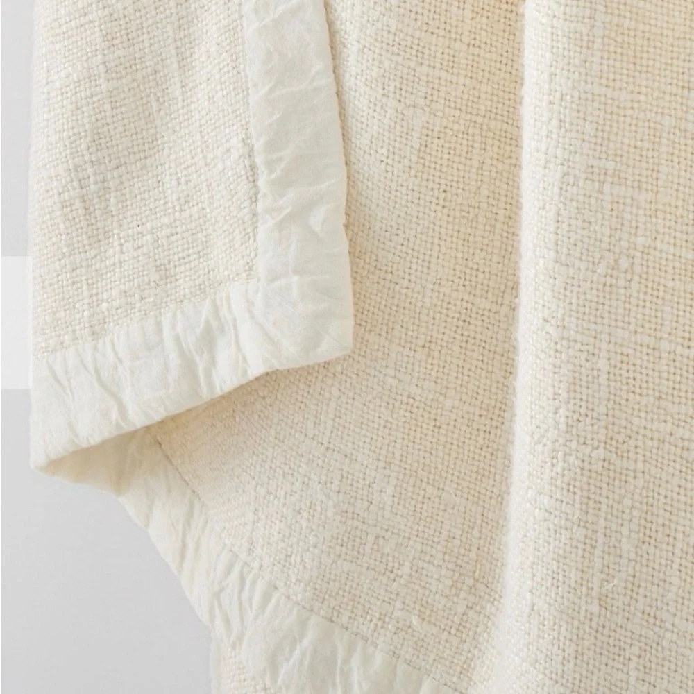 West Elm Viscose Linen Throw 50 X60 Alabaster